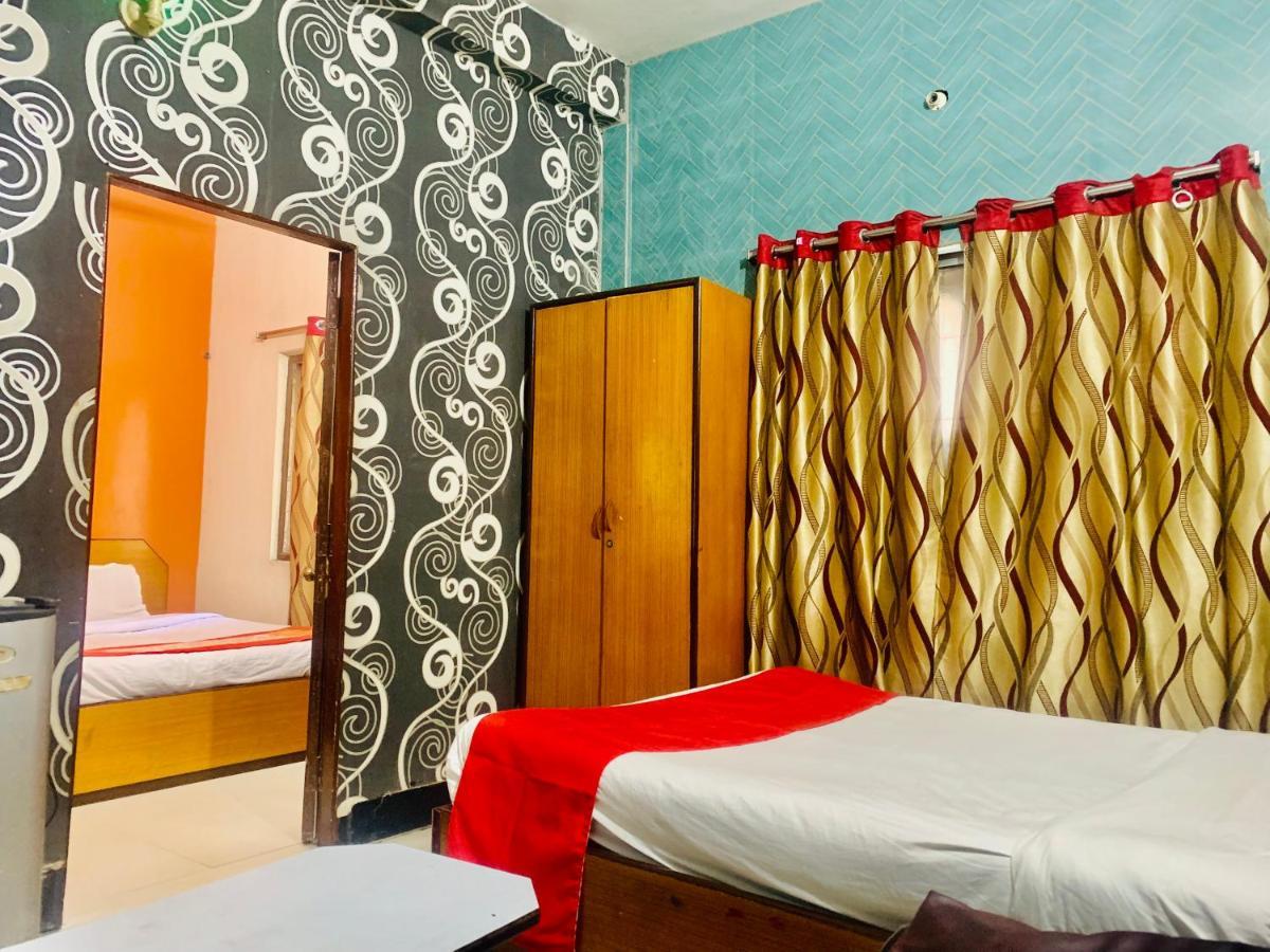 Hotel Bengal -100M From Park Circus 7 Point Calcutta Exteriör bild