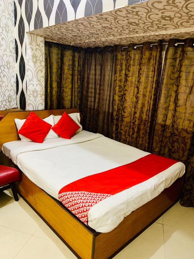Hotel Bengal Calcutta Exteriör bild